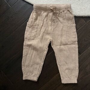 Quincy Mae pants 18-24 EUC